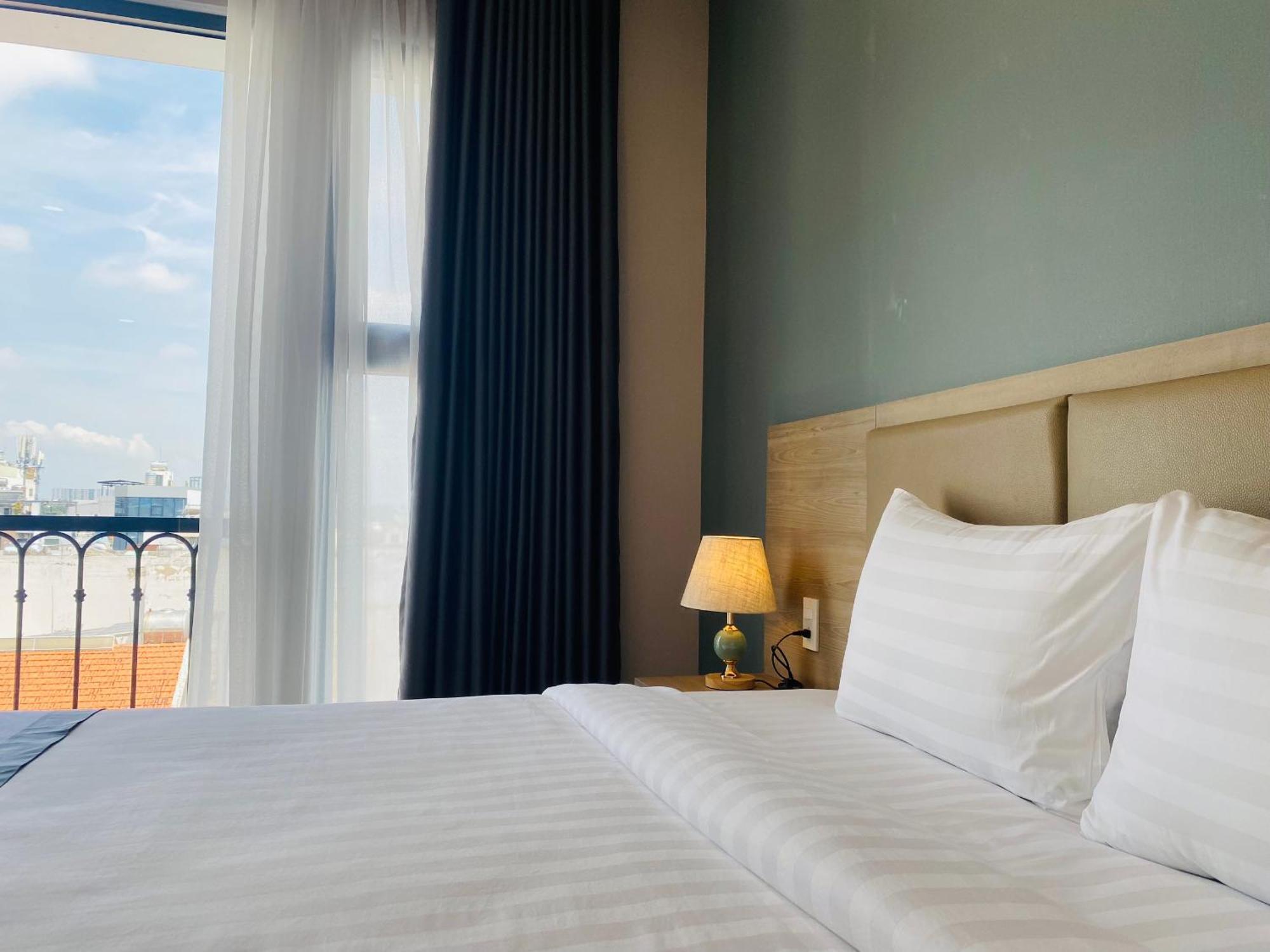 Hera Luxury Hotel Хошимин Экстерьер фото